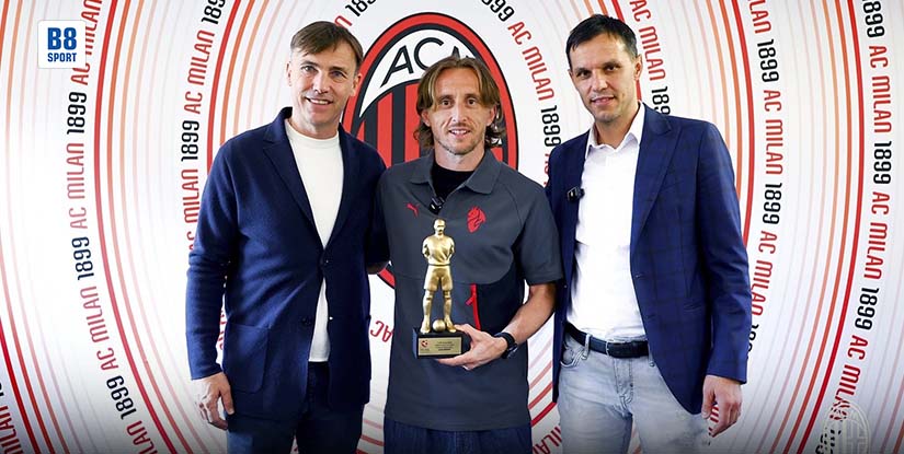 (English) Luka Modric ជាប់ជាកីឡាករឆ្នើមប្រចាំឆ្នាំ ២០២៥